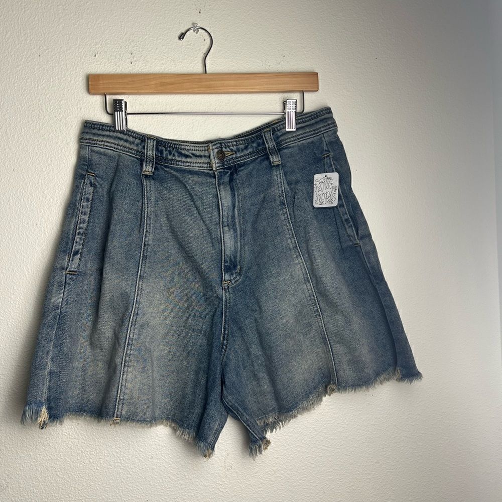 Free people High Waist Shorts size 30
